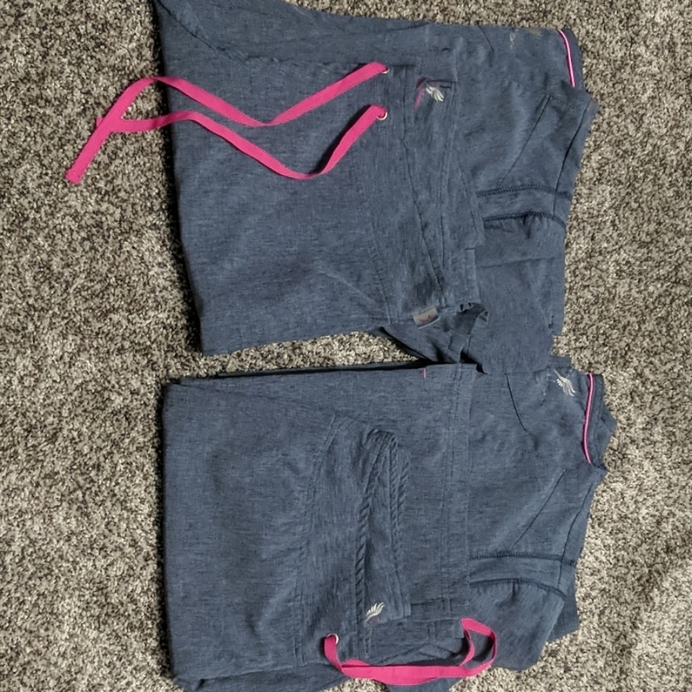 2 pair Smitten scrubs. top S/ bottom PXS